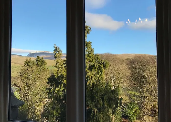 Large Ingleton Apartment, Yorkshire Dales, Three Peaks